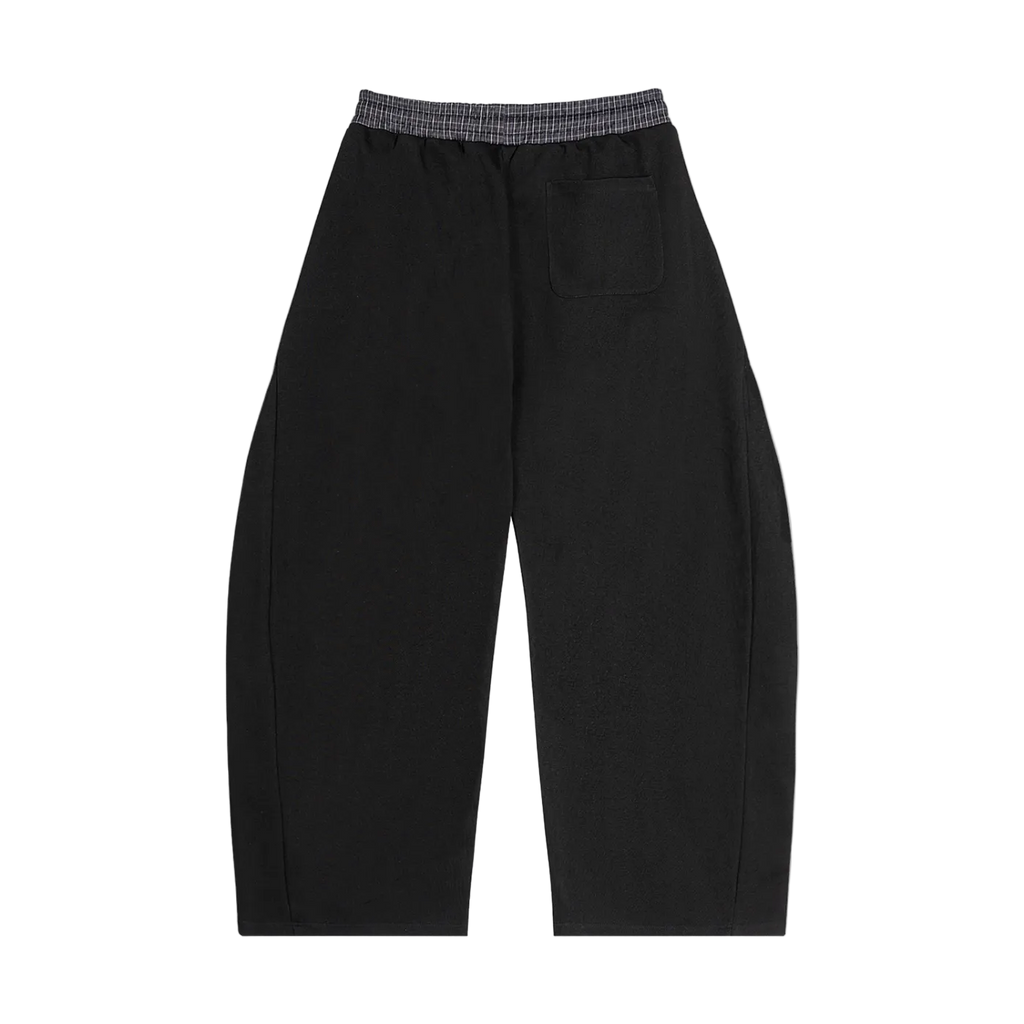 black STRYVE Sweatpants