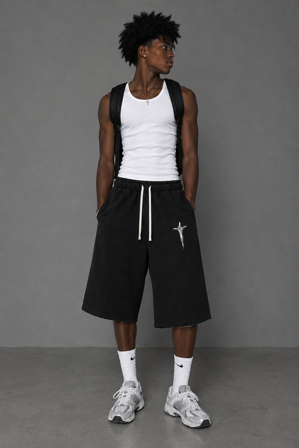 STRYVE Wide-Leg Three-Quarter Sweatpants